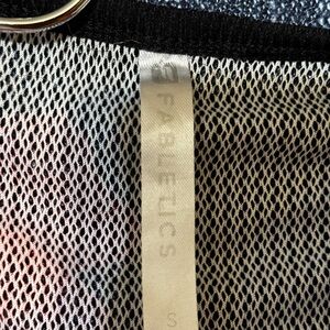 Fabletics colorful and breathable workout top